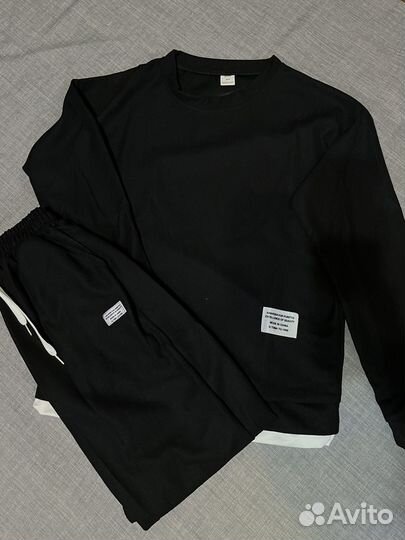 Спортивный костюм