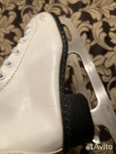 Коньки фигурные 29 размер