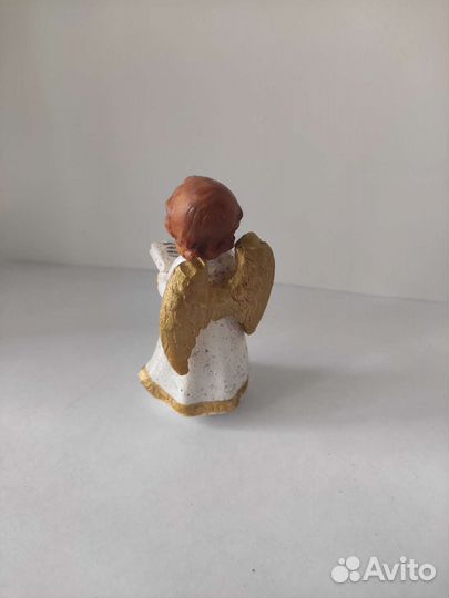 Фигурка ангелочек
