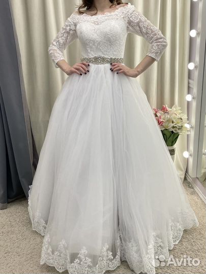 Свадебное платье