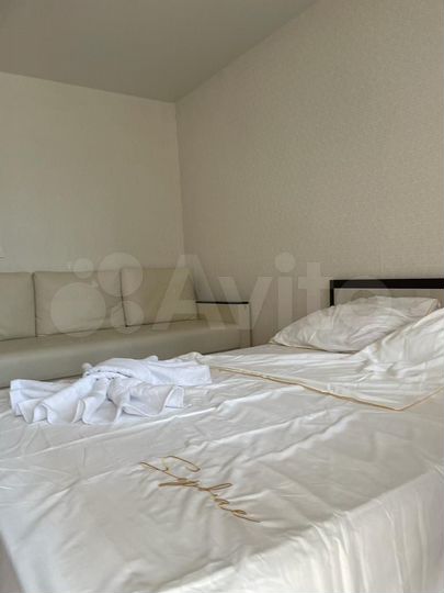 2-к. квартира, 66 м², 2/10 эт.