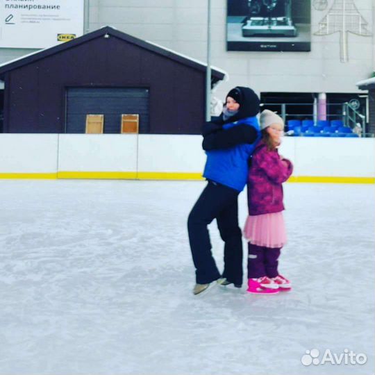 Тренер-инструктор по фигурному катанию