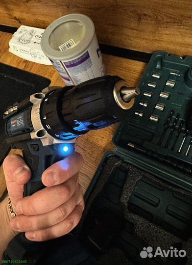 Новый шуруповeрт Bosch 18v (Арт.93352)