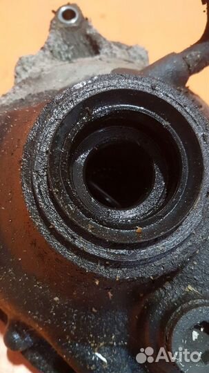 Редуктор передний на BMW X5 E53