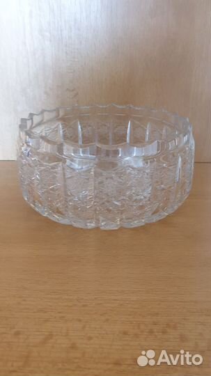 Хрустальная ваза-конфетница