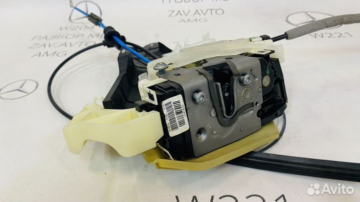 Замок задней левой двери Mercedes-Benz w 212 w204