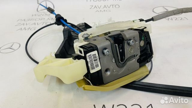 Замок задней левой двери Mercedes-Benz w 212 w204