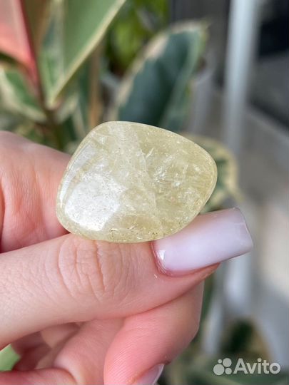 Цитрин натуральный галтовка