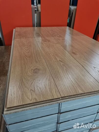 Egger 12 мм 33 класс Дуб Глянцевый