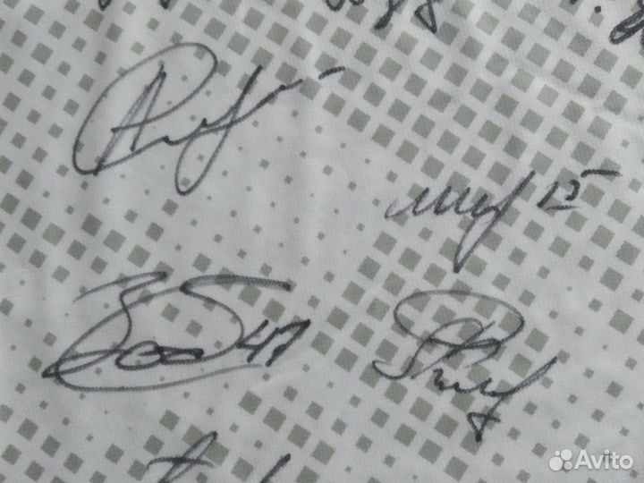 Футболка сборной России по футболу с автографами