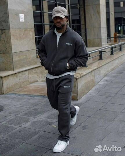 Спортивный костюм мужской
