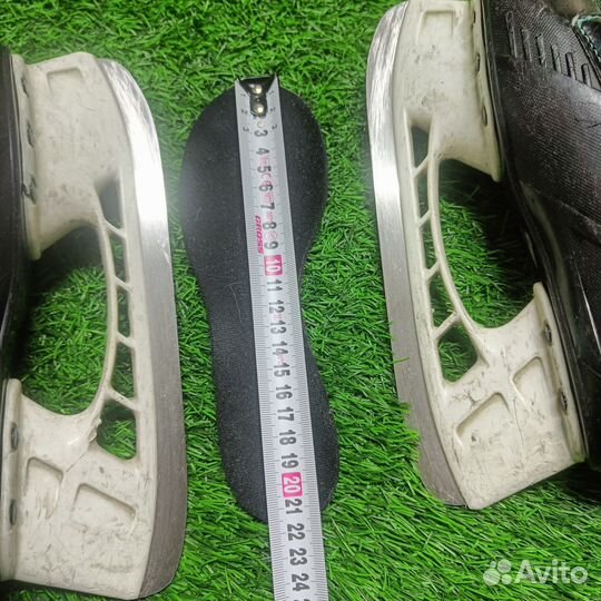 Хоккейные коньки bauer