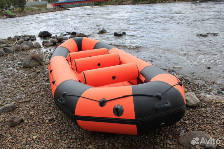 Надувной рафт 