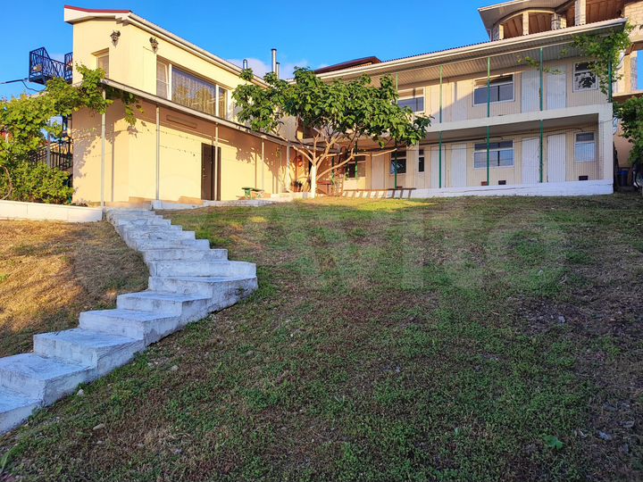 Дом 178 м² на участке 10 сот.