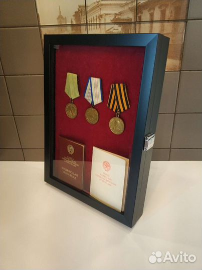 Витрина, рамка, бокс для орденов, медалей, знаков