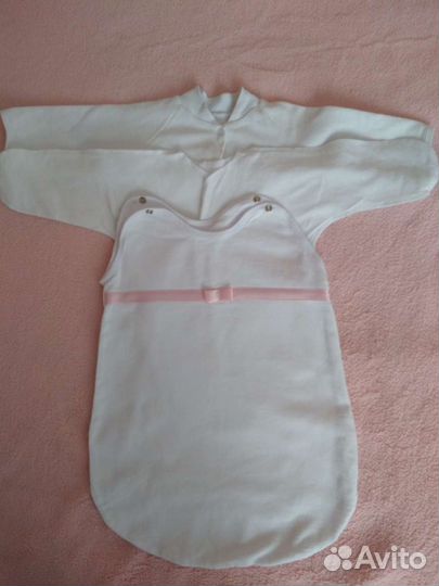 Комплект на выписку для девочки