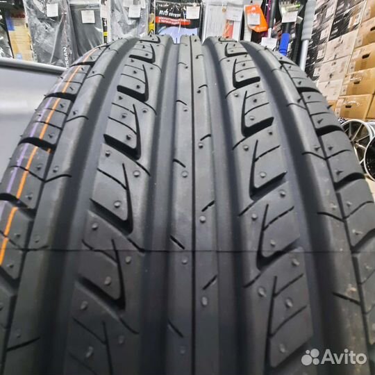 Hankook Optimo ME02 K424 195/60 R15 88H