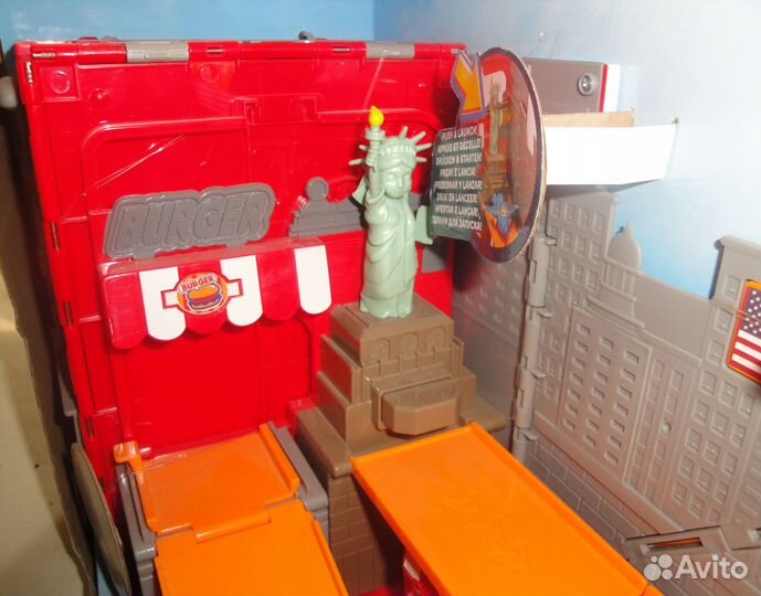 Новый игровой набор Super Wings Джером в Нью-Йорке