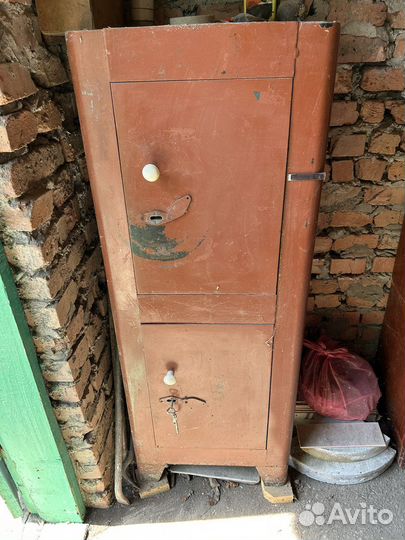 Сейф советский