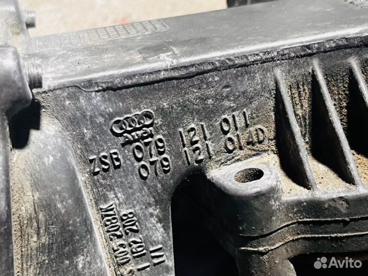 Помпа Audi A6 C5/4B 4.2 BAS 2004