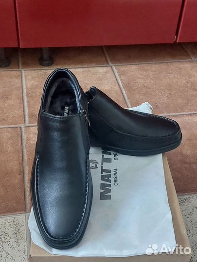 Ботинки новые натуральная кожа И мех ориг.42