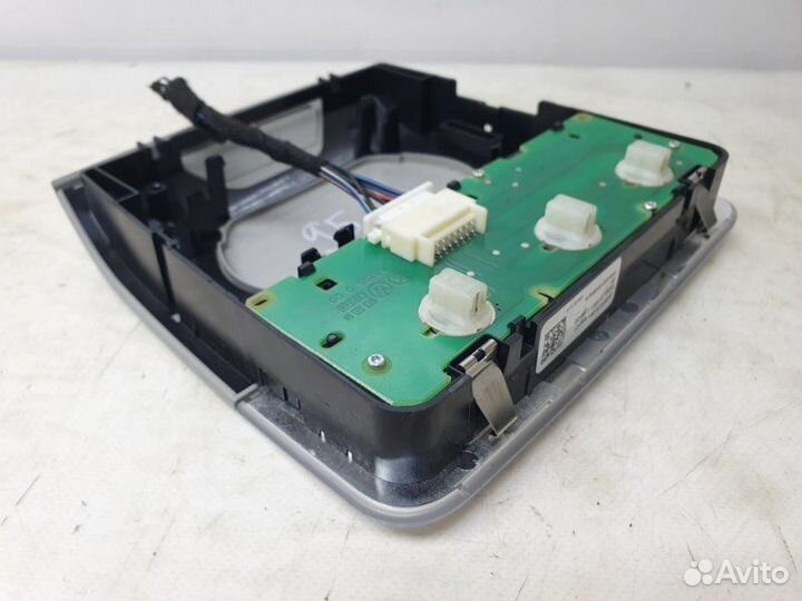 Плафон освещения салона задний Bmw 3-Series E90