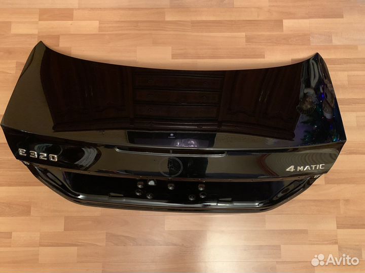 Крышка багажника w211