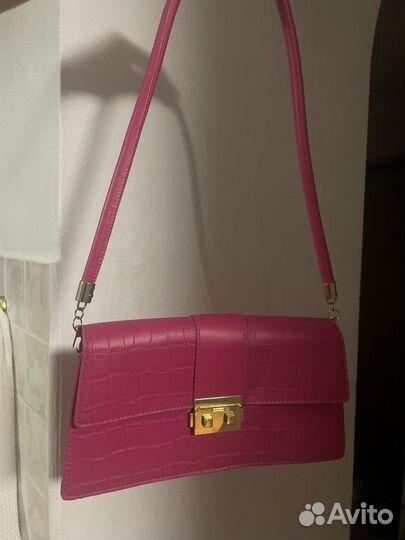 Сумка клатч с ремешком на плечо