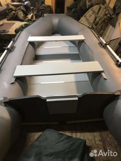 Надувная лодка кильевая 320