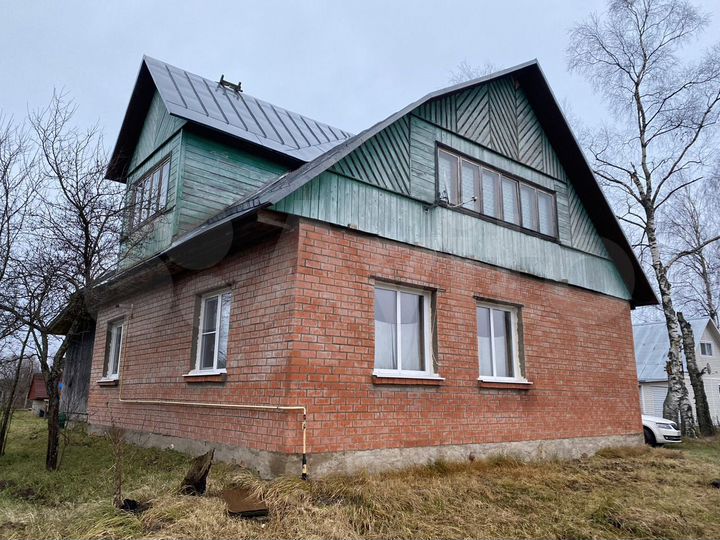 Дом 180 м² на участке 18 сот.