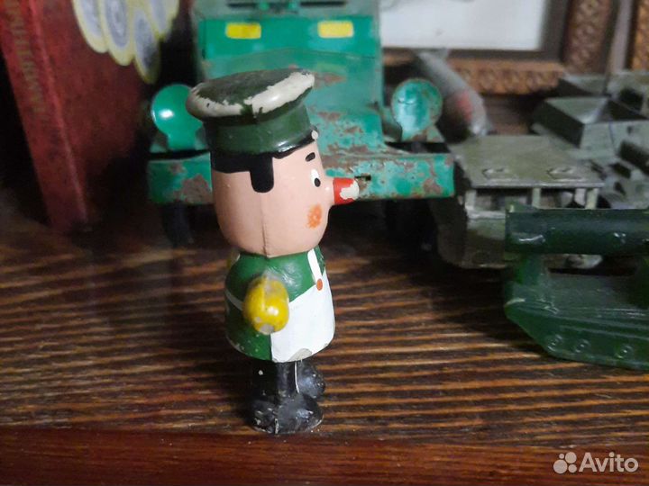 Игрушка колкий пластик СССР 