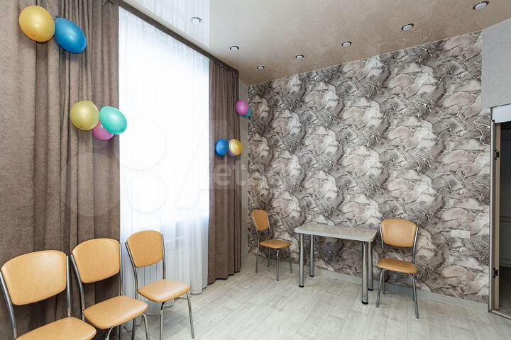 Дом 240 м² на участке 7 сот.