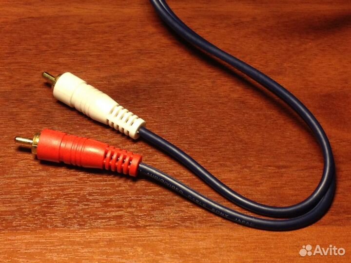 Кабель 2RCA-2RCA новый Япония