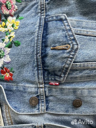 Джинсовая куртка женская levis m