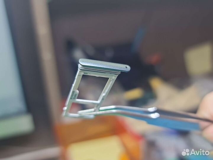 Лоток симкарты Samsung S9 Plus серый снятый