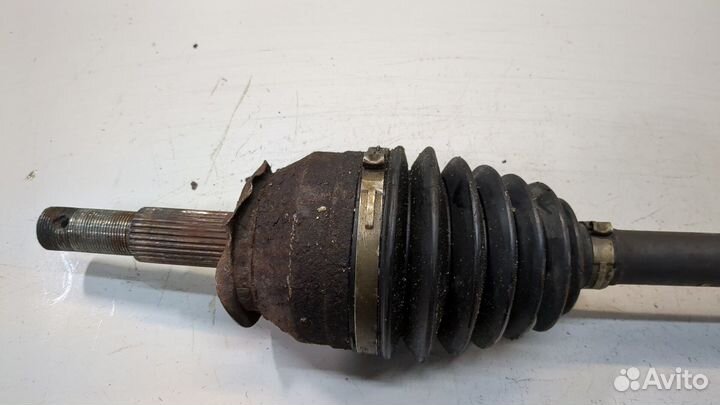 Полуось левая передняя Infiniti QX56