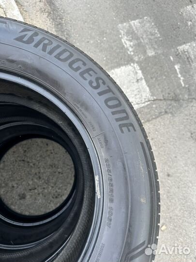 Bridgestone Alenza 001 235/65 R18