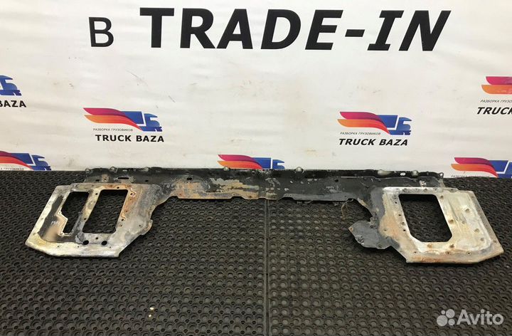 Передняя панель кабины Volvo FH