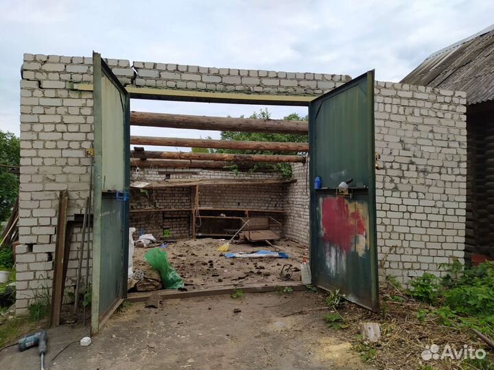 Разберём старые постройки