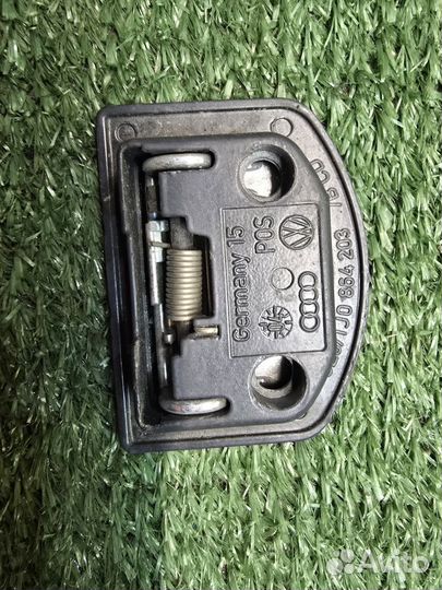 Петля такелажная багажника Audi A4 B6