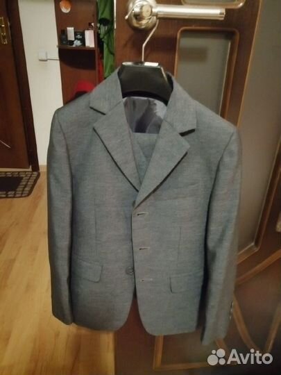 Одежда- костюм школьный тройка