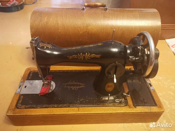 Швейная машина Подольск ручная бу