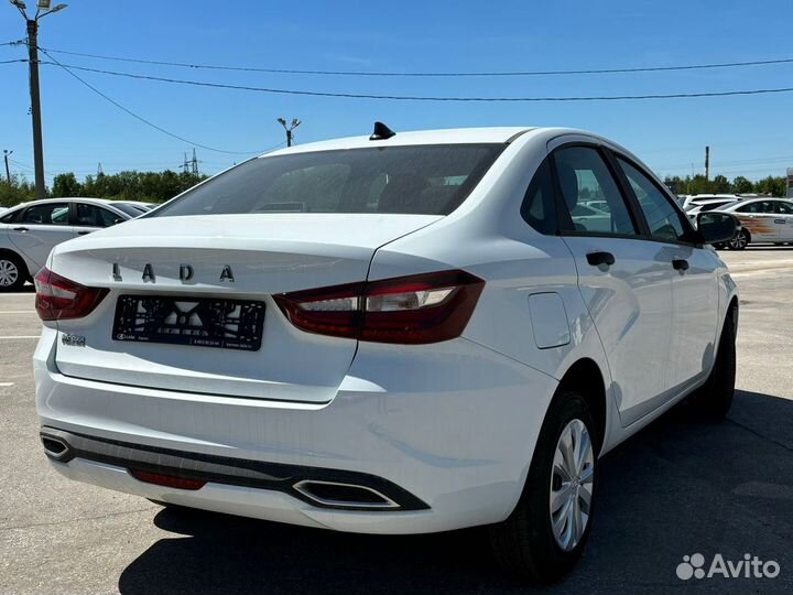 LADA Vesta 1.8 CVT, 2024