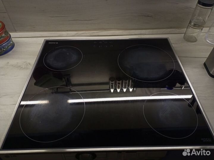 Встраиваемая варочная панель Hansa bhci60014