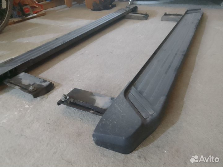 Подножки для Нива 2131 (пятидверка)