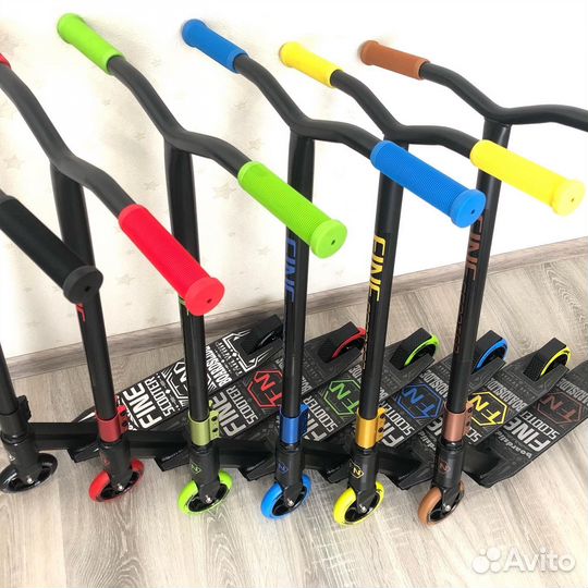 Трюковой самокат новый