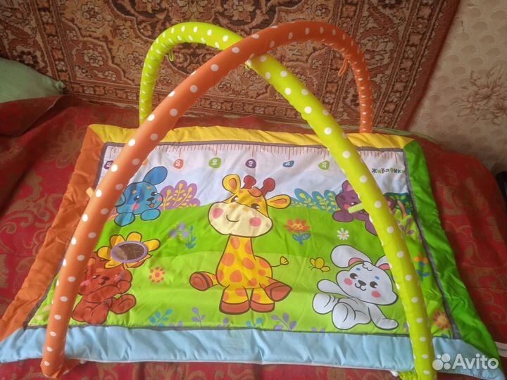 Развивающий коврик