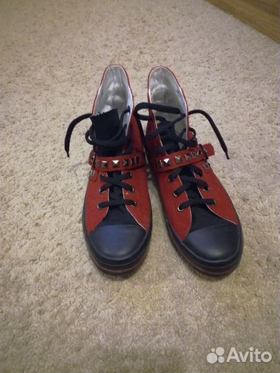 Обувь, кеды