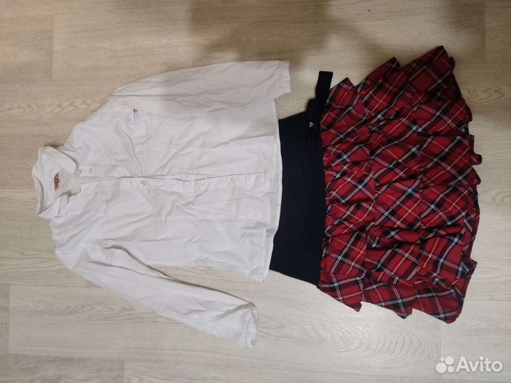 Школьная одежда на девочку 146, 152