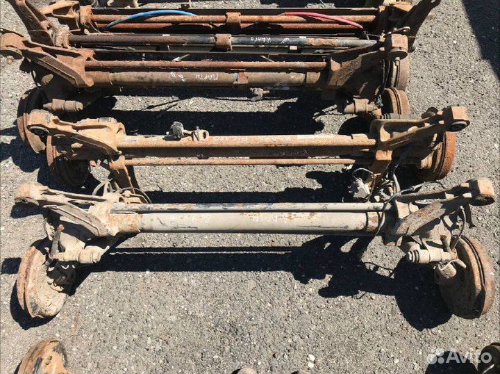 Задняя балка Peugeot Partner